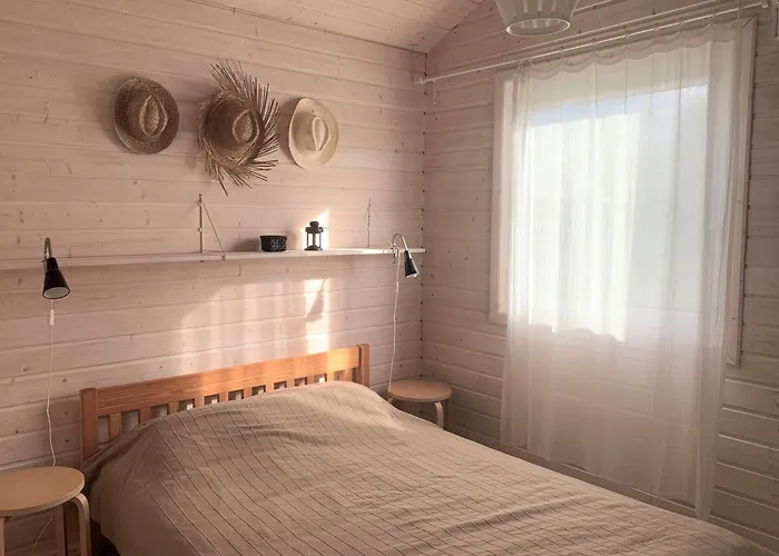 Wrzosowa Zatoka Semesterbostad *